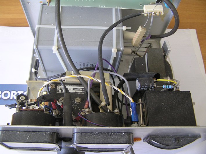 alimentatore HV alto